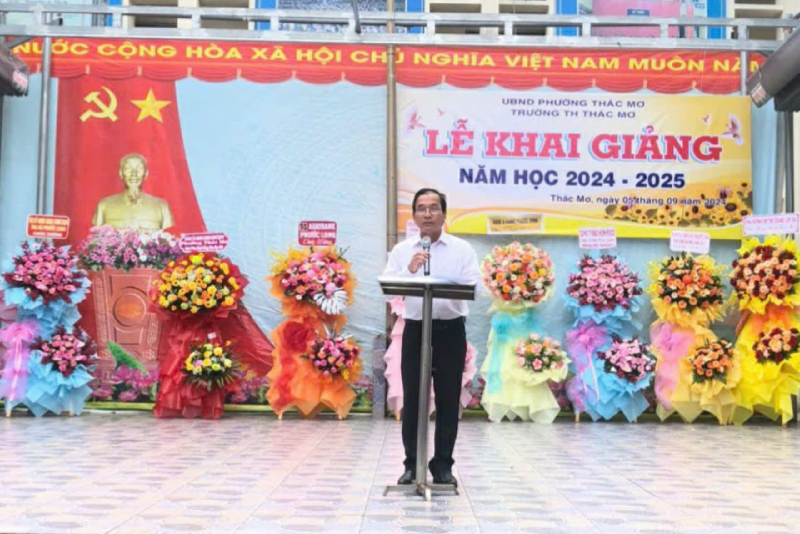 Rộn ràng ngày hội Khai giảng năm học mới 2023 – 2024 tại phường Thác Mơ